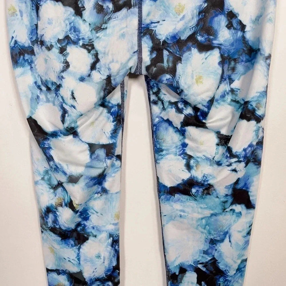 Athleta Floral Brush Chatuganra Tight Leggings - Picture 14 of 16